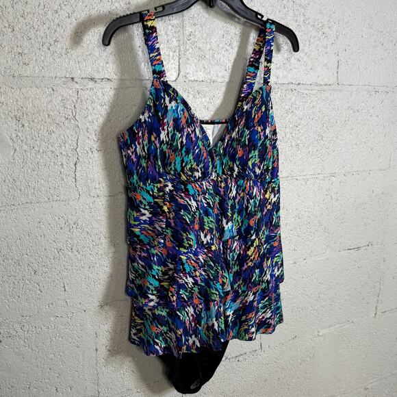 Swim Solutions Women's Printed Tiered Fauxkin Rainbow Rain 8 $102 - Picture 1 of 10